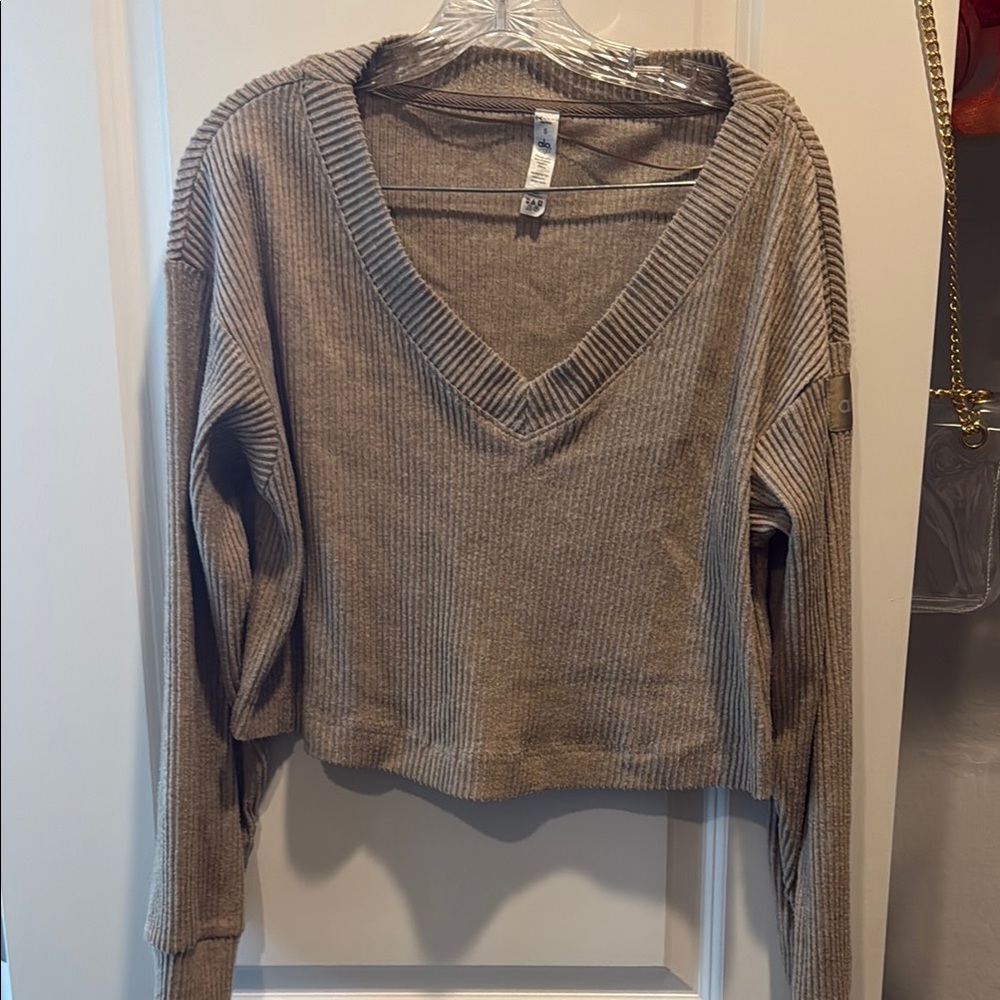 Brown Ribbed V-Neck Sweater